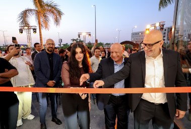 افتتاح صالة عرض سيارات AVATR