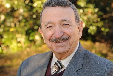 الدكتور مصطفى السيد