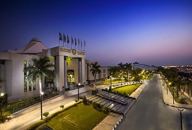 جامعة ماست 
