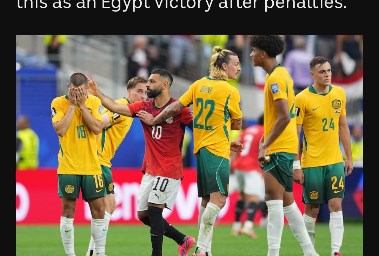 منتخب أستراليا مع محمد صلاح