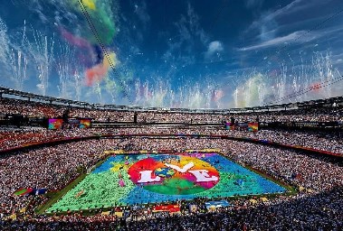 احتفالية منتصف الوقت بنهائي كأس العالم