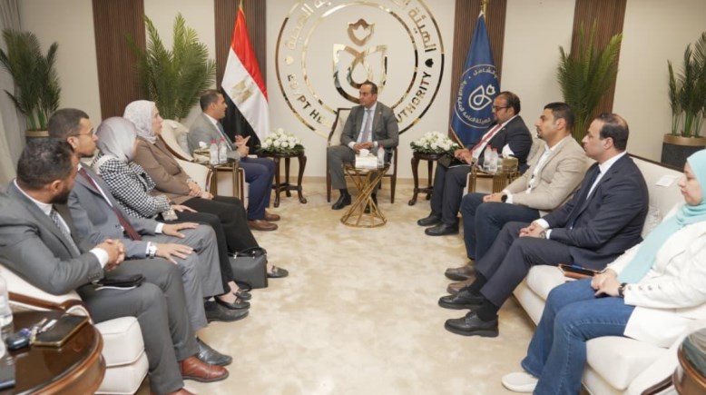 الكاتب الصحفي عبدالمجيد عبدالله مع رئيس هيئة الرعاية الصحية