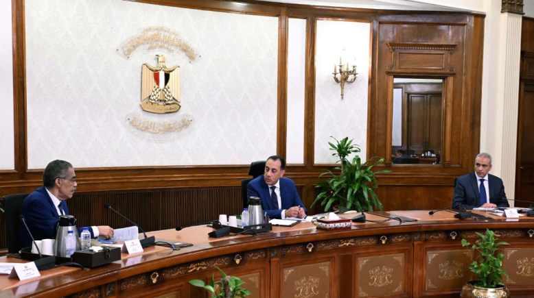 لقاء رئيس الوزراء ووزير الإعلام