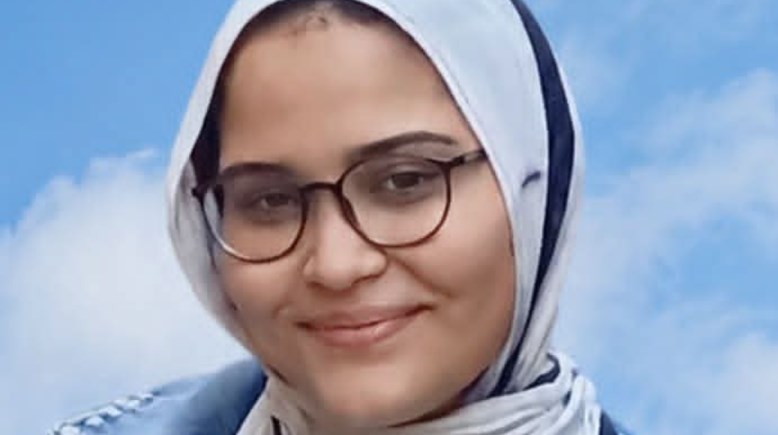 الطالبة ملك أحمد