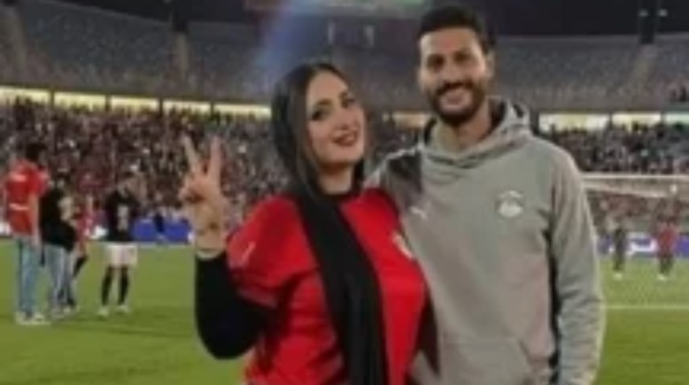 البلوجر رنا واللاعب محمد الشناوي