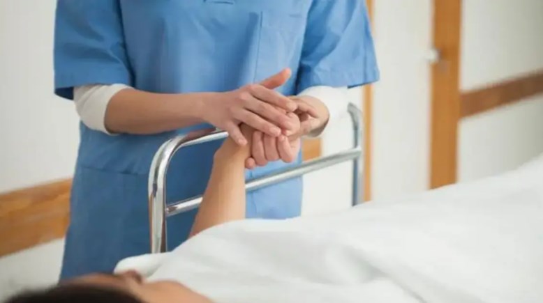  مدرسة عبلة الكحلاوي للتمريض