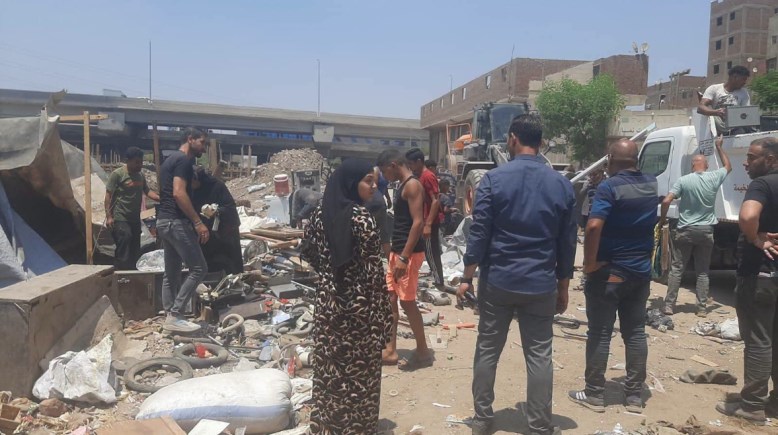  حملة مكبرة لإزالة اشغالات بائعي الخردة والنباشين 