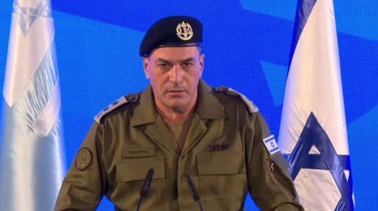  إيال زامير يعلن من جنوب لبنان سيطرة إسرائيل  علي قلعة الشقيف جنوب لبنان