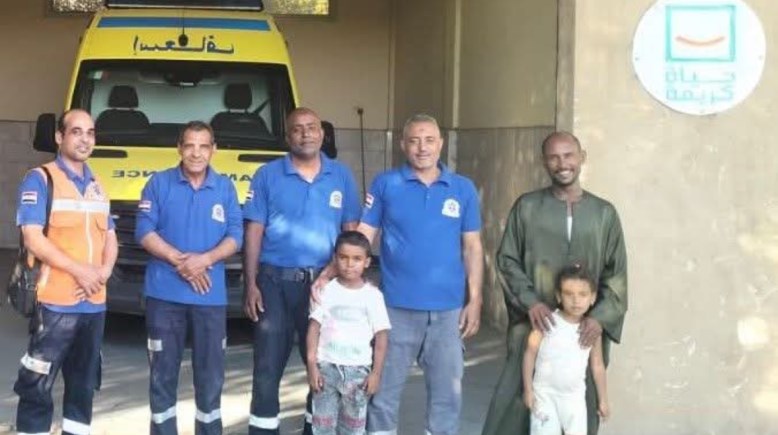 طاقم الإسعاف 