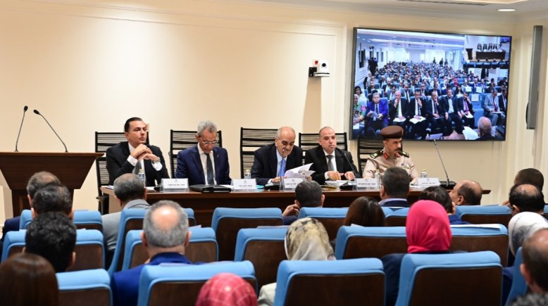 خلال اجتماع اللجنة المشتركة أمس 