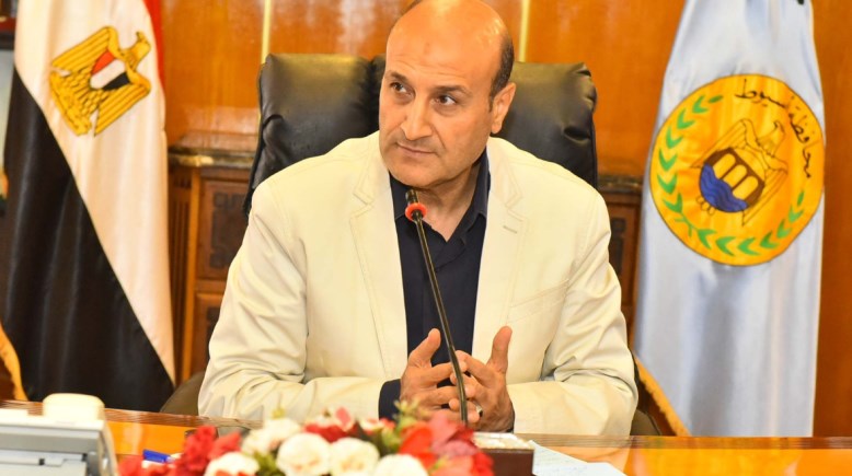 محافظ أسيوط 