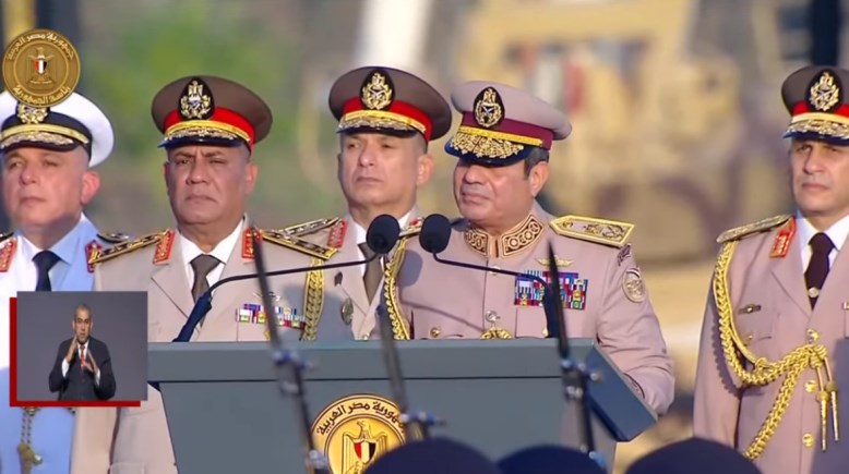 الرئيس السيسى يوقع على وثيقة افتتاح القيادة الاستراتيجية بالعاصمة الجديدة