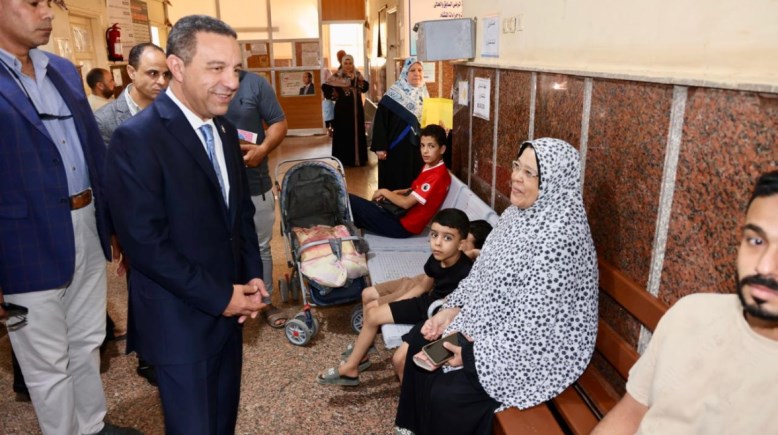 الوحدة الصحية بقرية ميت خاقان