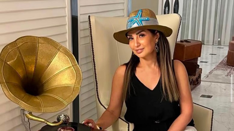 الفنانة أمل رزق