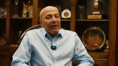 أيمن فتحي 