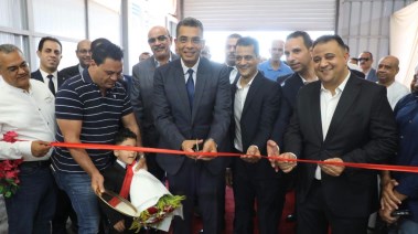 محافظ البحر الأحمر يفتتح أول مصنع لتصنيع الكابلات الكهربائية بالغردقة 