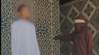 جانب من تنفيذ عملية الجلد
