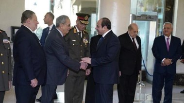 الرئيس السيسي ووزير الخارجية الأسبق، عمرو موسى