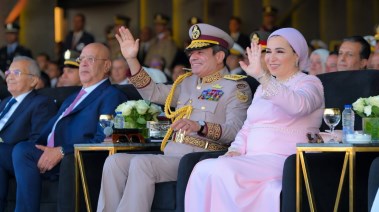 الرئيس السيسي وقرينته