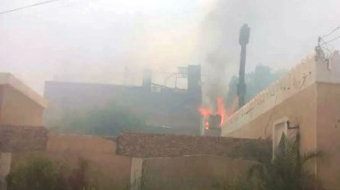 صور من حريق مستعمرة الخزان شرق 