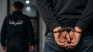 القبض على عامل موبايلات أوهم فتاة بالزواج