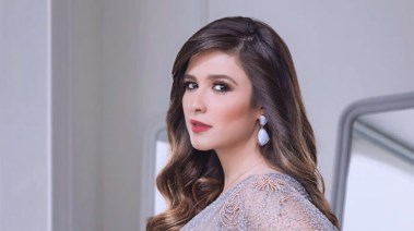 الفنانة ياسمين عبد العزيز 