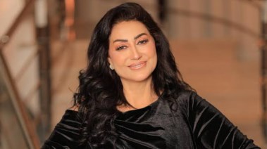 الفنانة وفاء عامر
