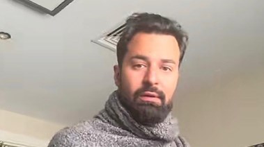 الفنان أحمد حاتم