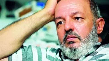 المخرج الراحل محمد خان