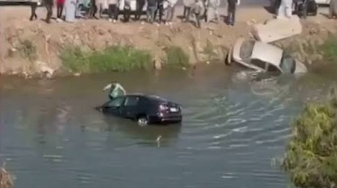 منقذ أسرة من الغرق في الغربية