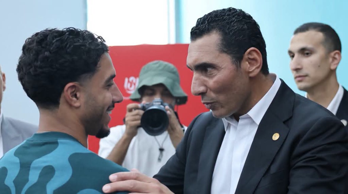 جوهر نبيل وزير الرياضة 