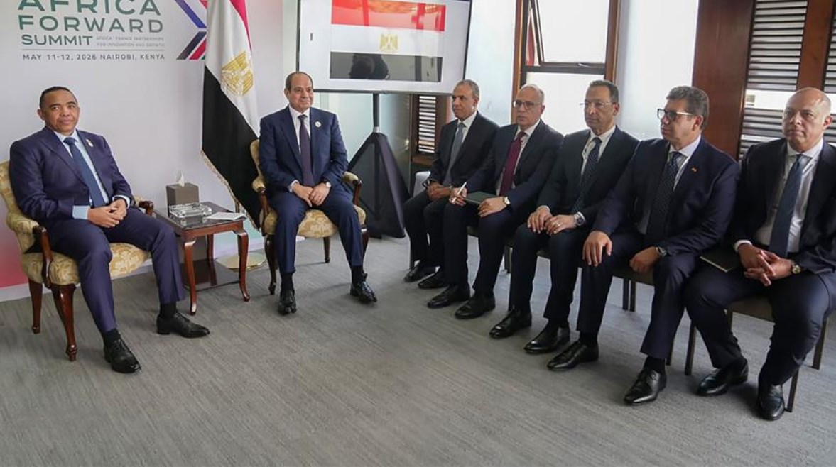 الرئيس السيسي ورئيس مدغشقر قي لقاء قديم