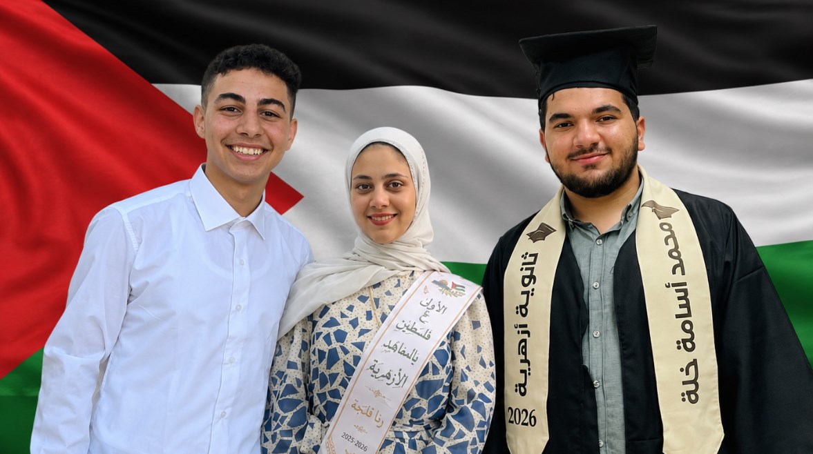 لقطة للطلاب الأوائل