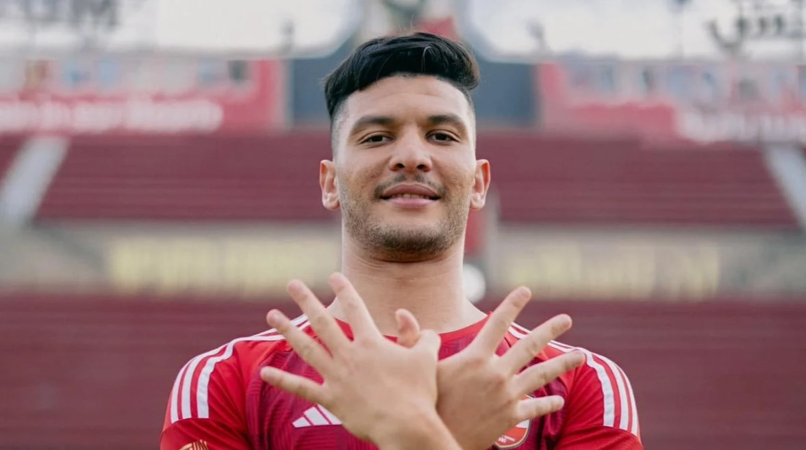 أشرف داري 
