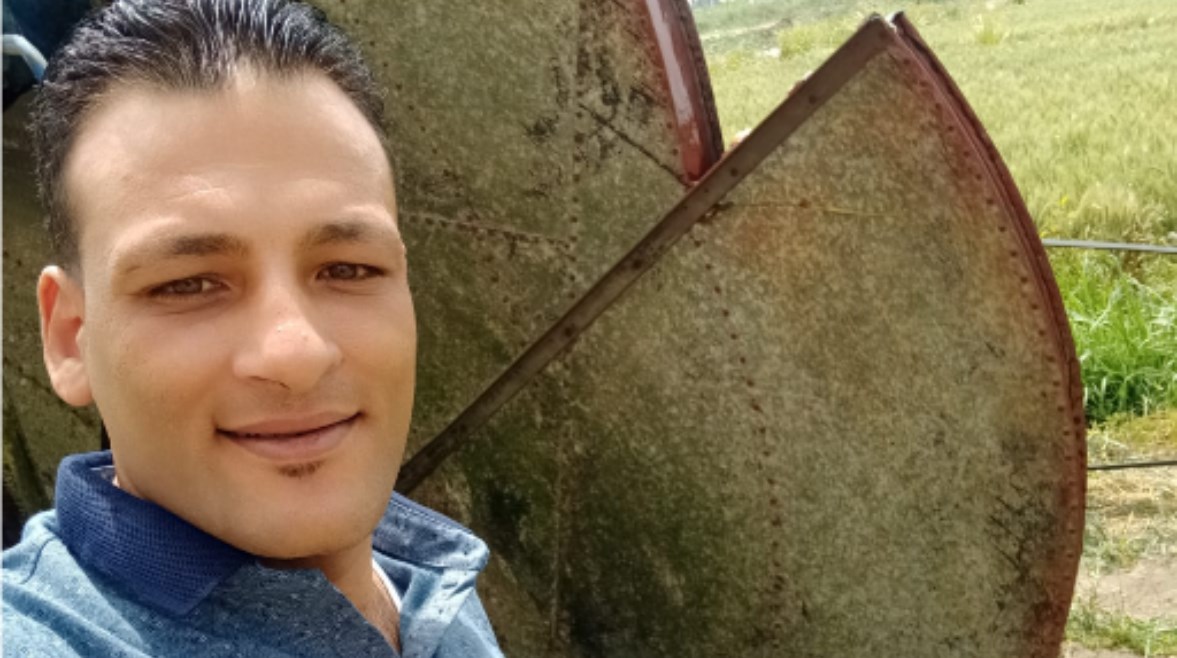 رجب عبد الحميد منقذ طفلة ترعة الغربية