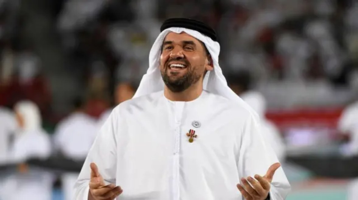  الفنان الإماراتي حسين الجسمي