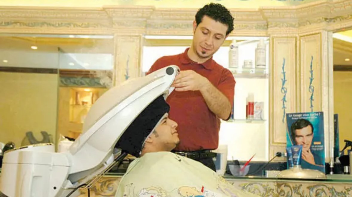 ماذا يفعل الرجال في عيادات التجميل؟