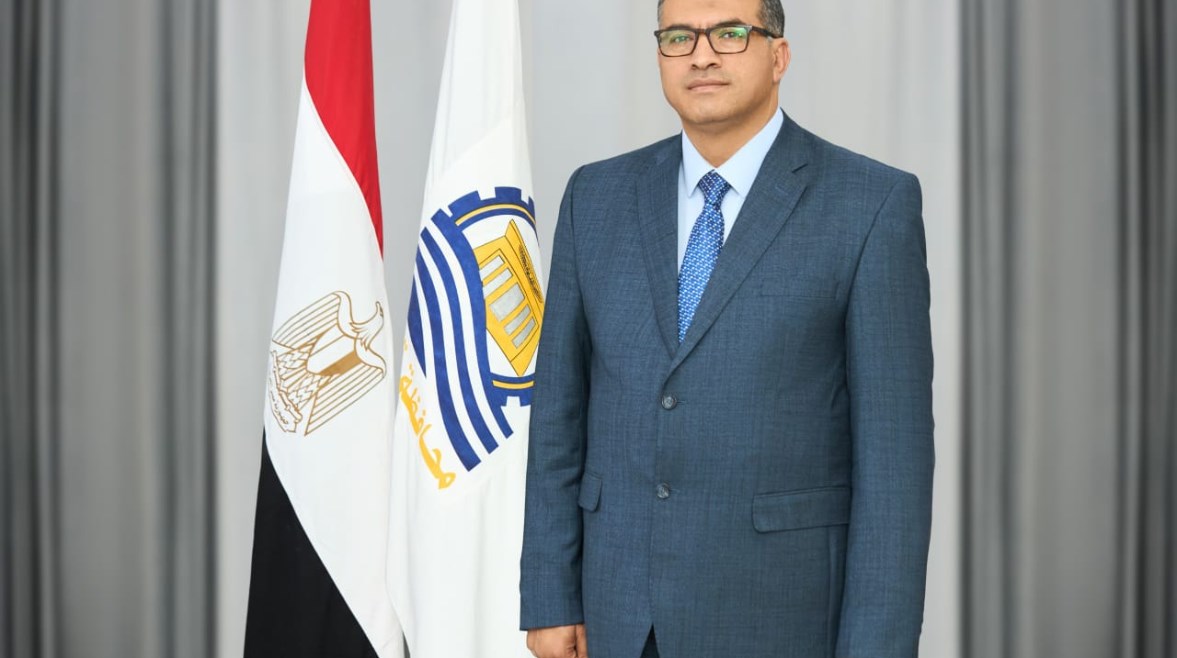 محافظ قنا 