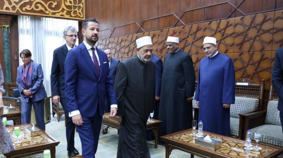 جانب من اللقاء