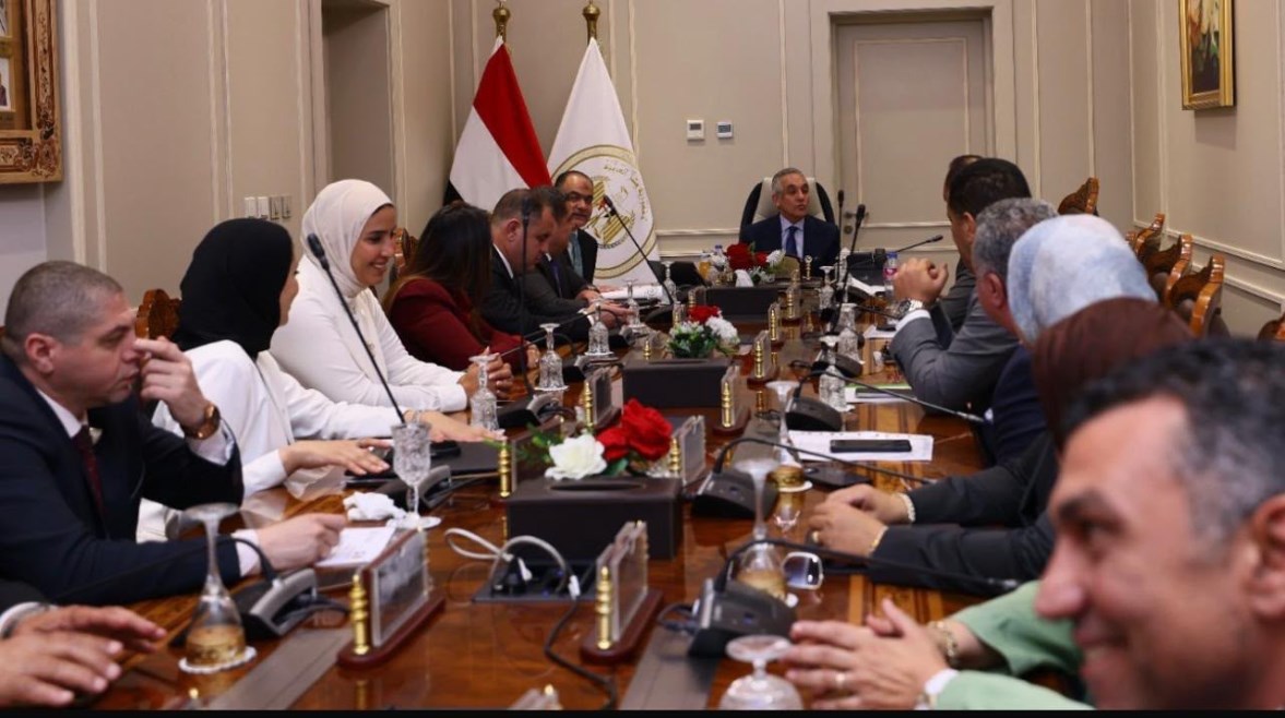 وزير العدل يلتقي عدداً من أعضاء مجلسي النواب والشيوخ