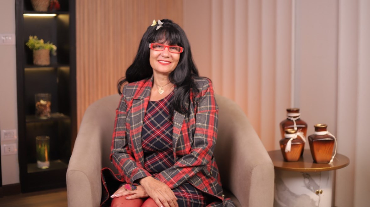 الفنانة سحر رامي