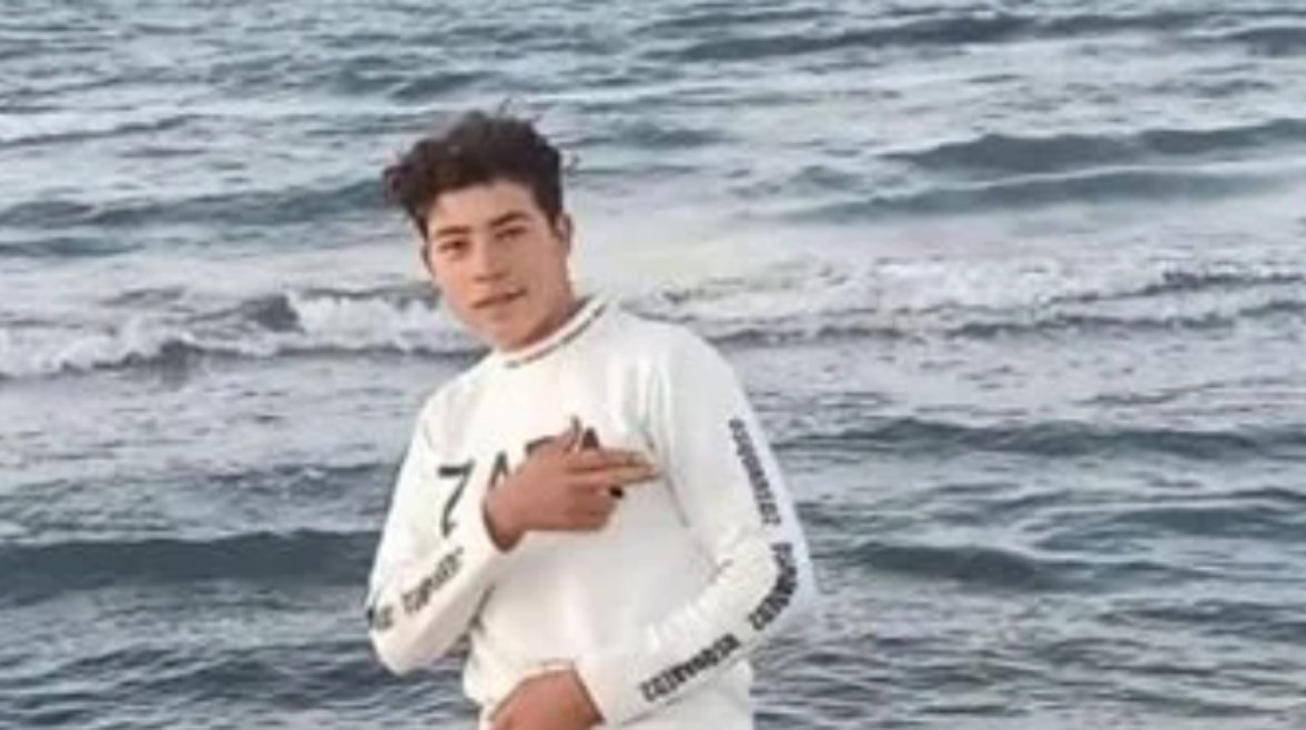 صورة الشاب المتوفي 