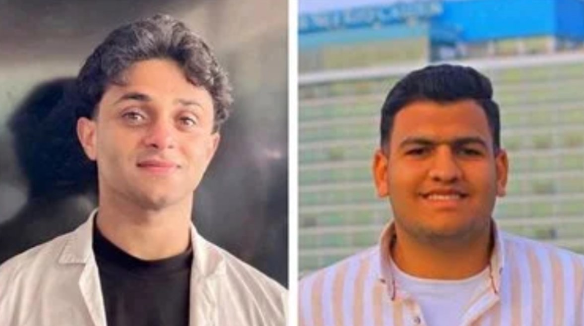 الطبيبان