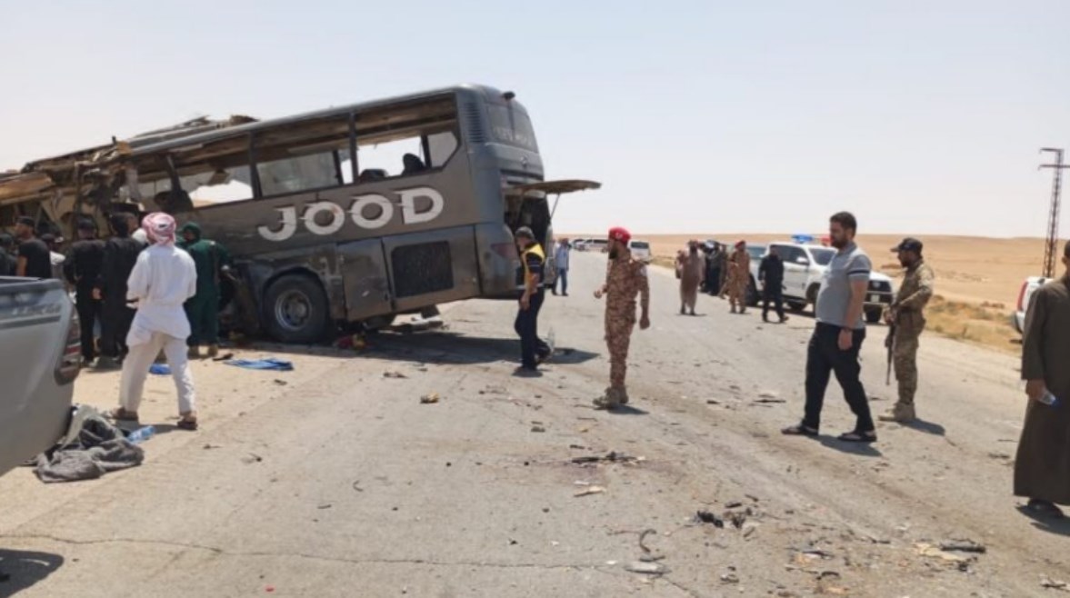 حادث طريق دير الزور - دمشق