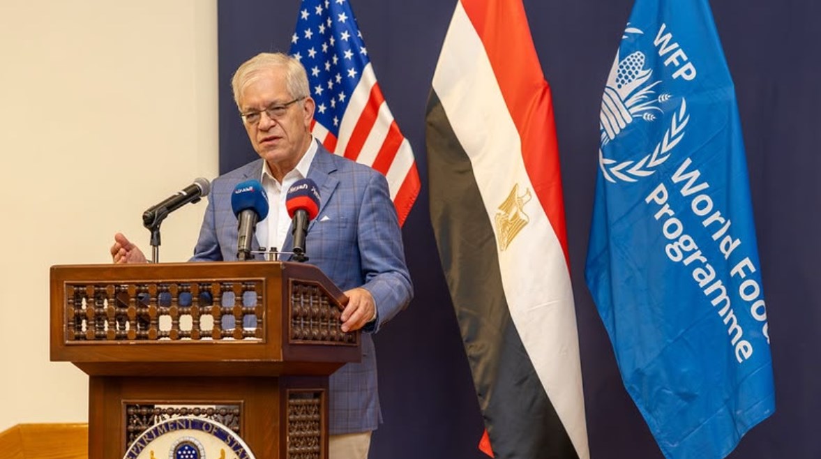 القائم بأعمال السفارة الأمريكية بالقاهرة روبرت سيلفرمان