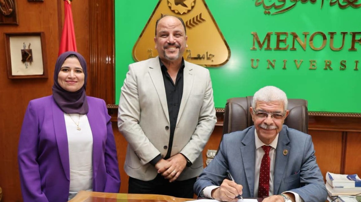 رئيس جامعة المنوفية يعتمد نتيجة أول دفعة بطب الأسنان بنسبة نجاح 100%