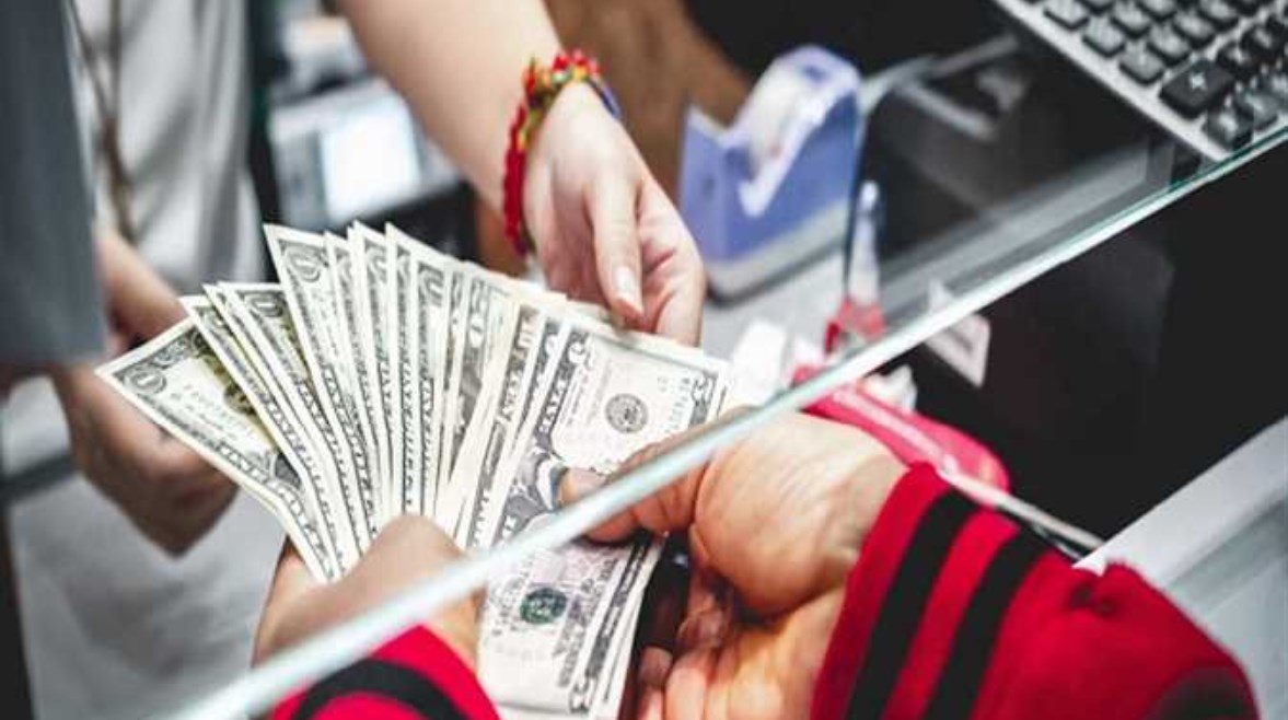  اعرف كيفية تحويل الأموال إلى مصر بأقل رسوم