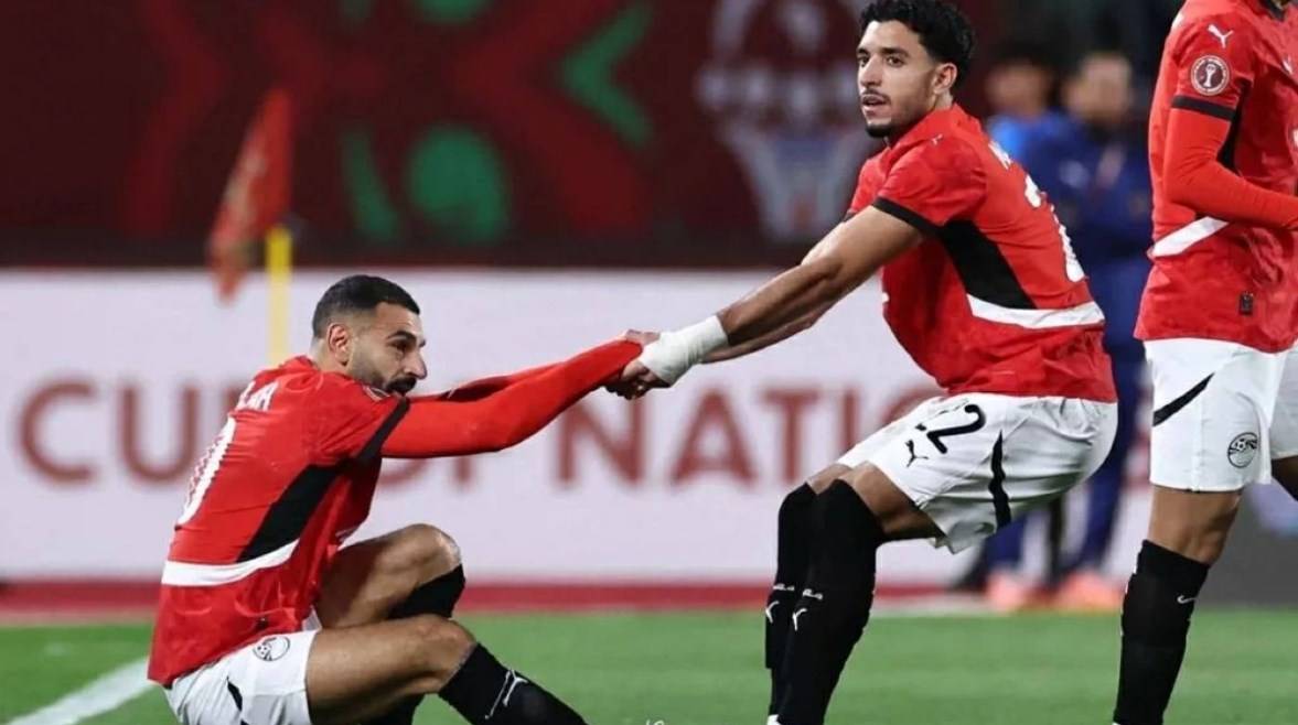 محمد صلاح رفقة عمر مرموش