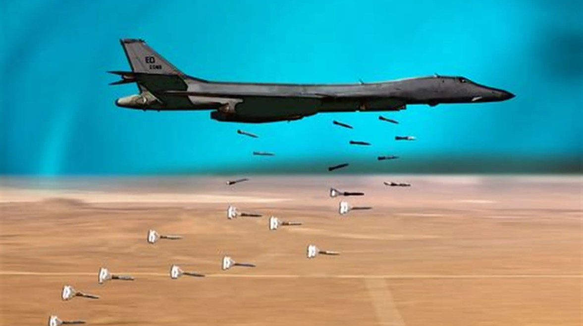 قاذفة القنابل الأمريكية بعيدة المدى B-1