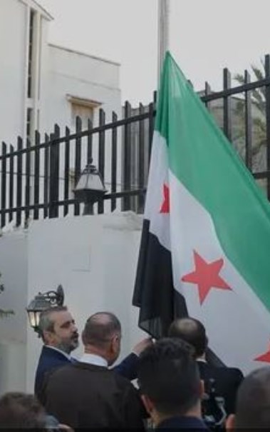 وزير الخارجية السوري يعلن استئناف عمل سفارة بلاده في ليبيا